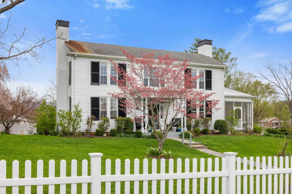 812 Vinegar Hill Road Churchville VA 24421