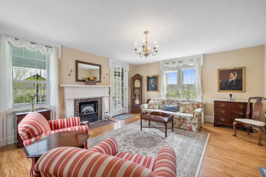 812 Vinegar Hill Road Churchville VA 24421