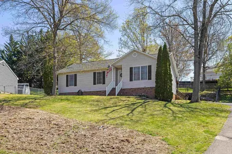 76 Gish Lane Staunton VA 24401
