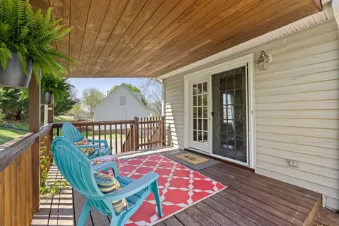 76 Gish Lane Staunton VA 24401