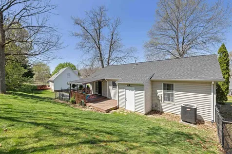 76 Gish Lane Staunton VA 24401