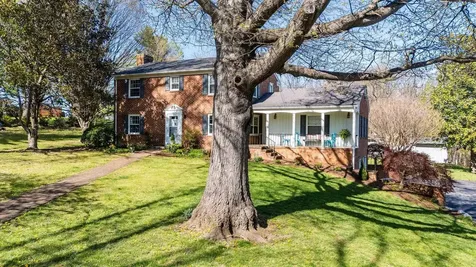 225 Taylor Street Staunton VA 24401