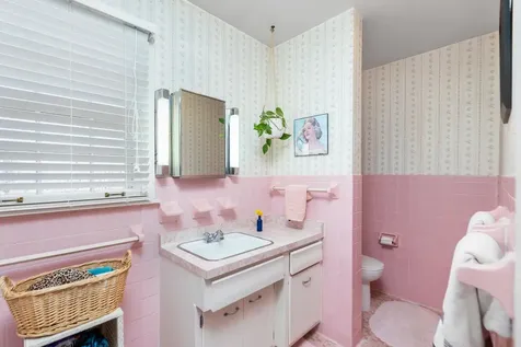 225 Taylor Street Staunton VA 24401