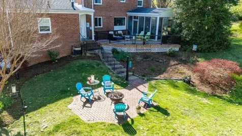 225 Taylor Street Staunton VA 24401
