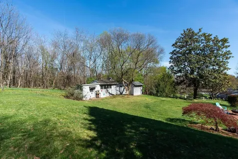 225 Taylor Street Staunton VA 24401
