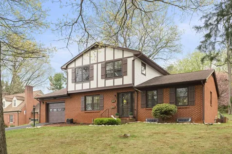 50 Woodland Drive Staunton VA 24401