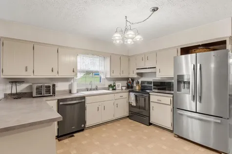 50 Woodland Drive Staunton VA 24401