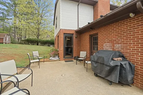 50 Woodland Drive Staunton VA 24401