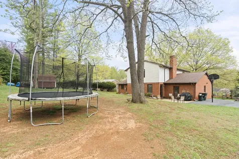 50 Woodland Drive Staunton VA 24401