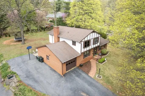 50 Woodland Drive Staunton VA 24401