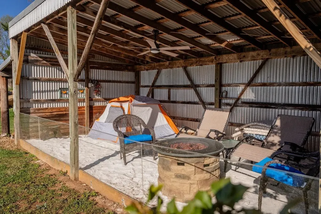 5127 Captain Yancey Road Elkton VA 22827