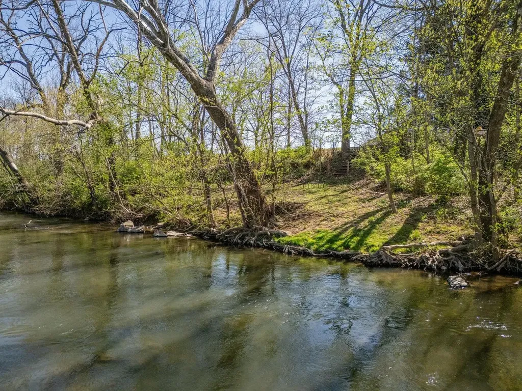 5127 Captain Yancey Road Elkton VA 22827