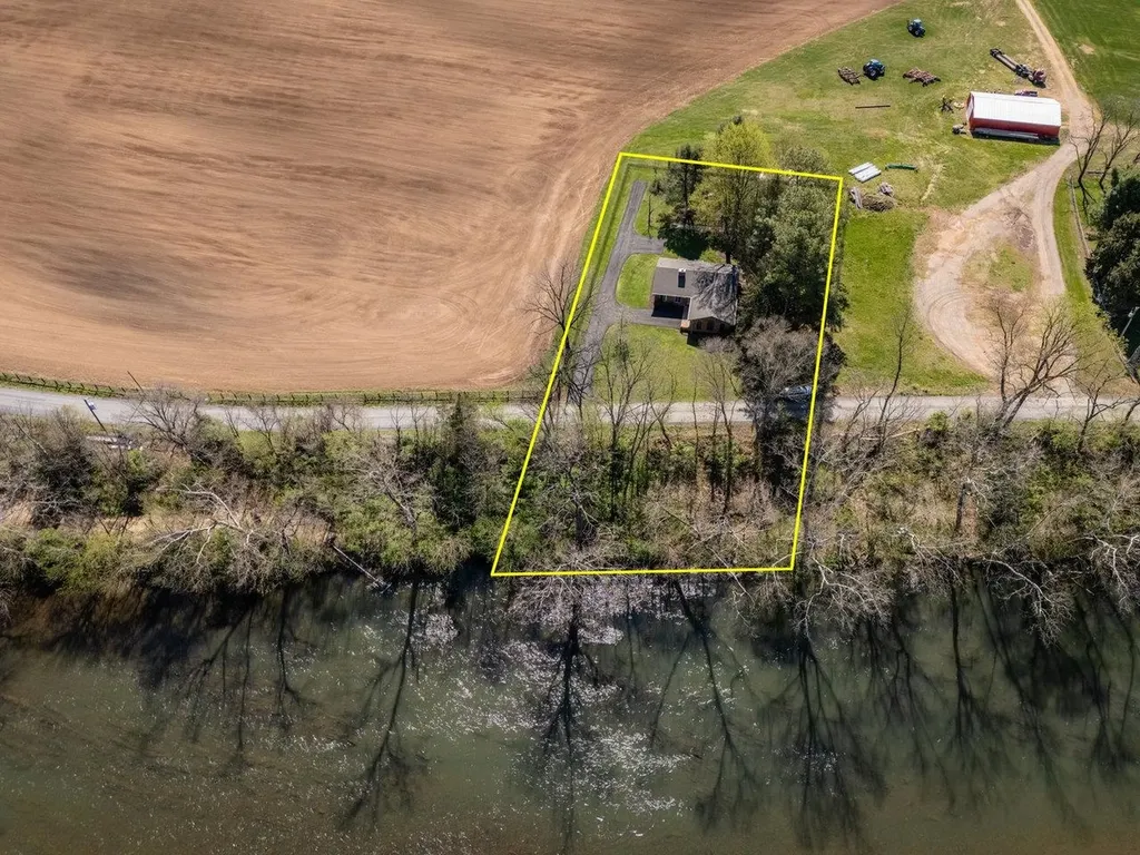 5127 Captain Yancey Road Elkton VA 22827