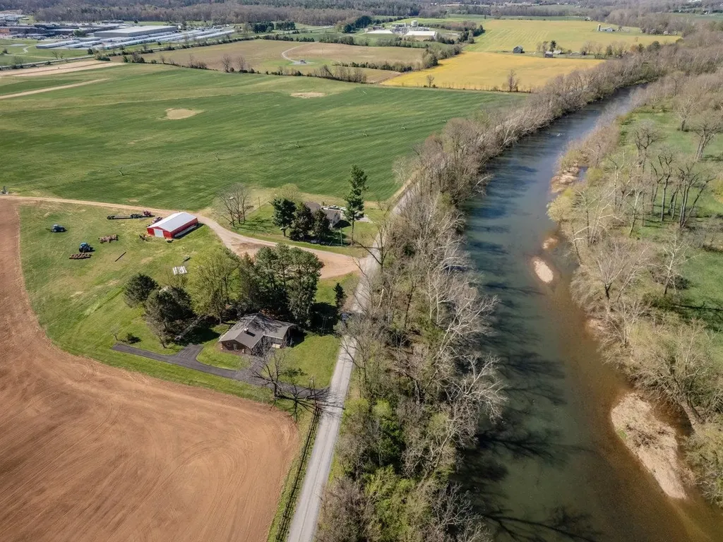 5127 Captain Yancey Road Elkton VA 22827