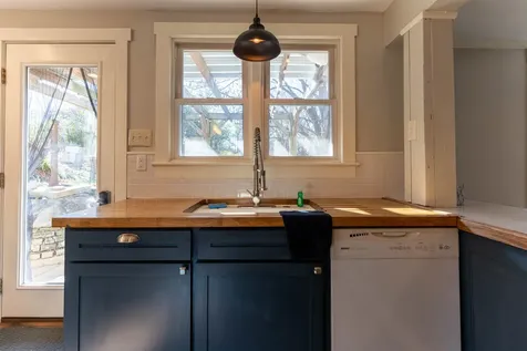 2591 Melrose Road Linville VA 22834