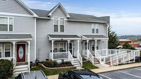1294 Victorian Village Drive Harrisonburg VA 22802