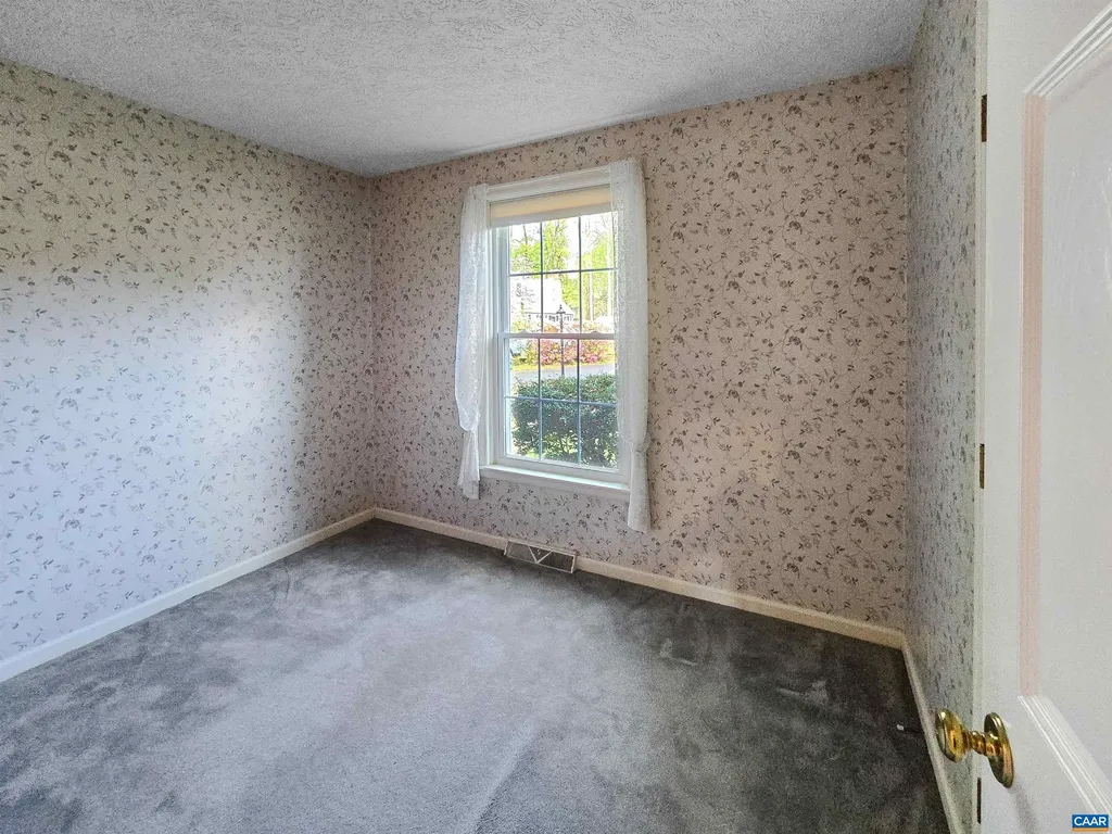 1129 Vegas Court Charlottesville VA 22901