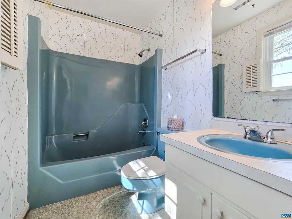 1129 Vegas Court Charlottesville VA 22901