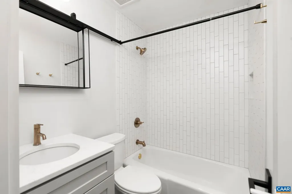 113 Denice Lane Charlottesville VA 22901