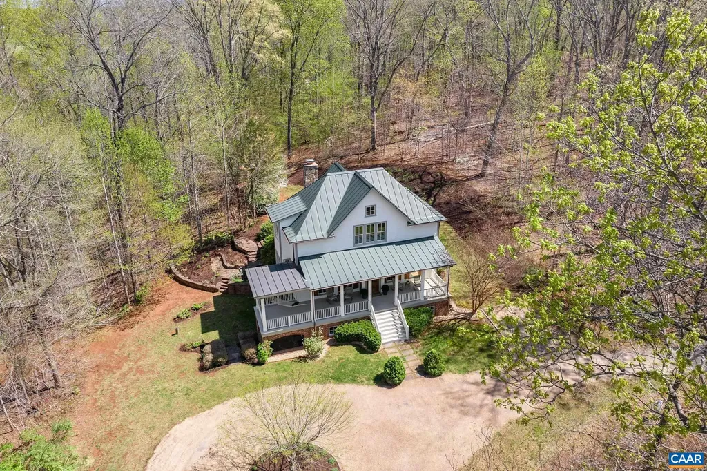 105 Chestnut Ridge Road Charlottesville VA 22911