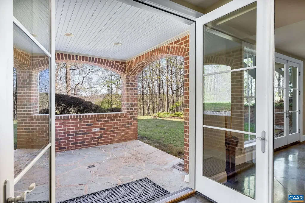 105 Chestnut Ridge Road Charlottesville VA 22911