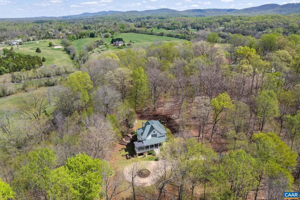 105 Chestnut Ridge Road Charlottesville VA 22911