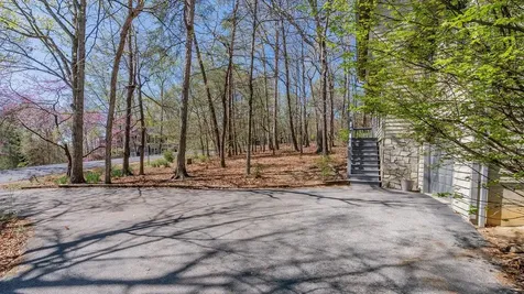 253 Elk Lane Mcgaheysville VA 22840