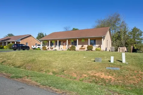39 Grinding Mill Lane Verona VA 24482