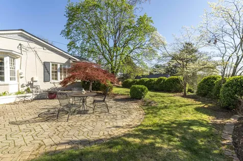 1011 Fairway Drive Waynesboro VA 22980