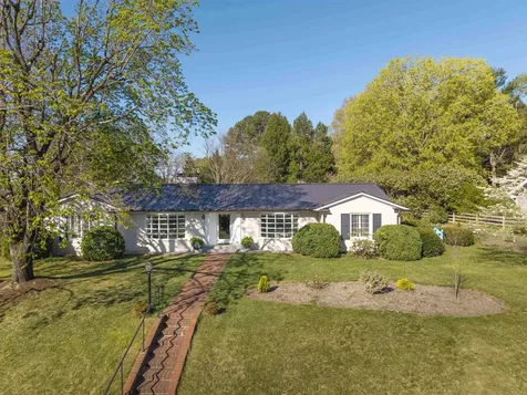 1011 Fairway Drive Waynesboro VA 22980