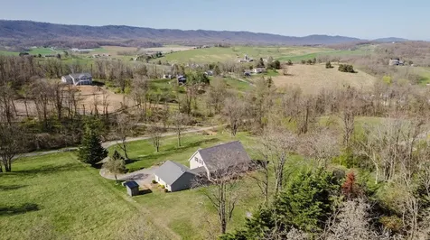 7624 Candlestick Lane Singers Glen VA 22850