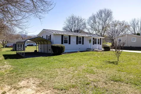 184 Roundhead Drive Stanley VA 22851