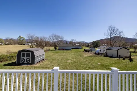 184 Roundhead Drive Stanley VA 22851