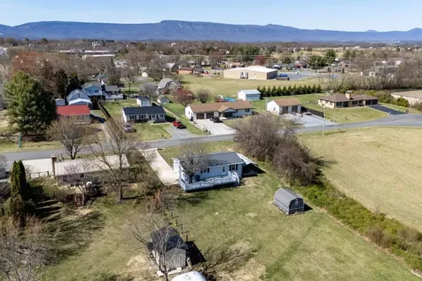 184 Roundhead Drive Stanley VA 22851