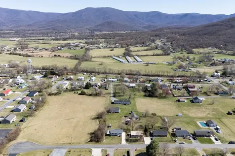 184 Roundhead Drive Stanley VA 22851