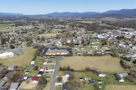 184 Roundhead Drive Stanley VA 22851