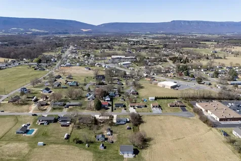 184 Roundhead Drive Stanley VA 22851