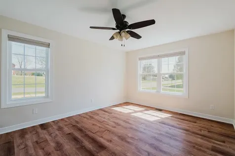 600 9th Street Grottoes VA 24441