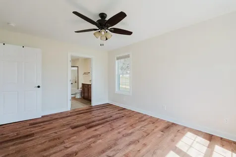 600 9th Street Grottoes VA 24441