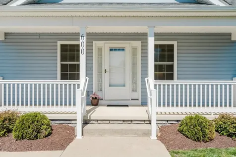 600 9th Street Grottoes VA 24441