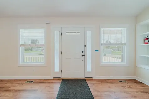 600 9th Street Grottoes VA 24441