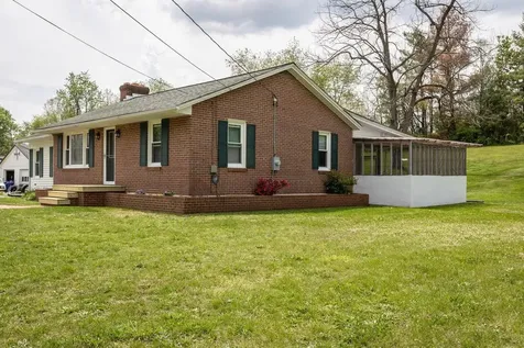 911 Old White Hill Road Stuarts Draft VA 24477