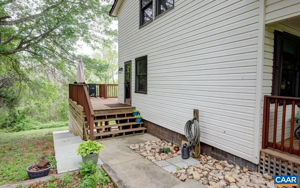 1524 Harris Creek Road Charlottesville VA 22902