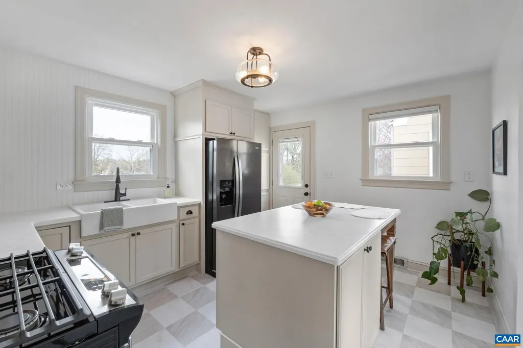 111 Harris Road Charlottesville VA 22903