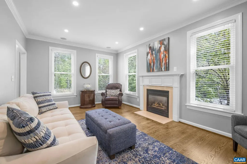 860 Charter Oaks Drive Charlottesville VA 22901