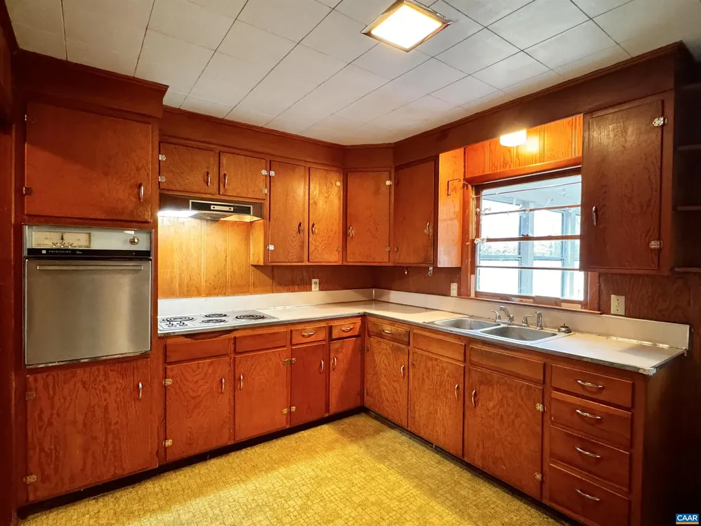 14540 Spotswood Trail Ruckersville VA 22968