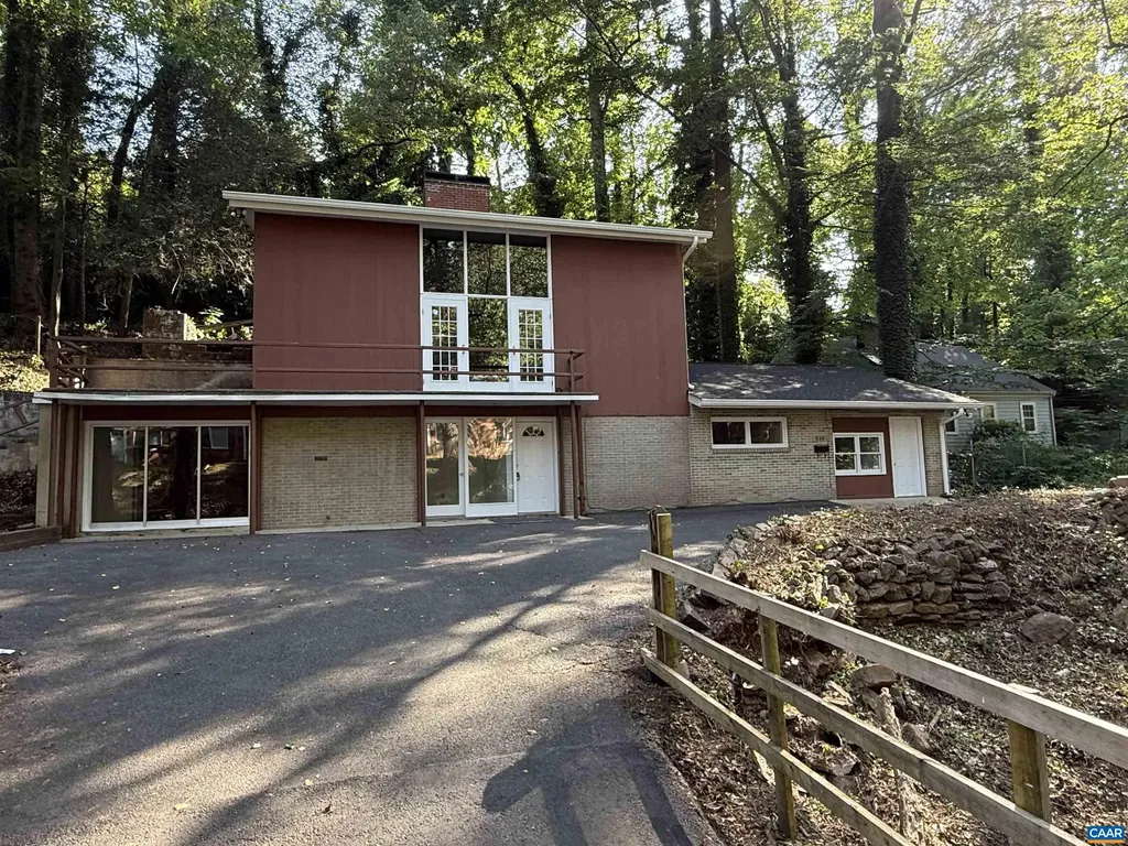 536 Valley Road Charlottesville VA 22903