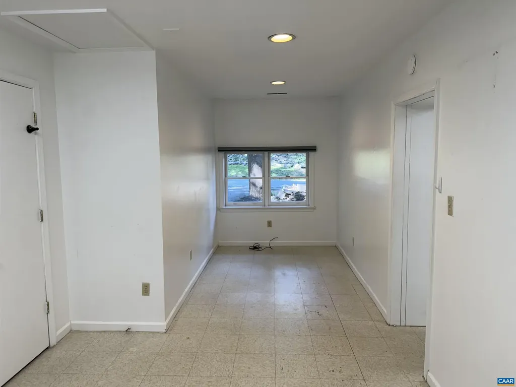 536 Valley Road Charlottesville VA 22903