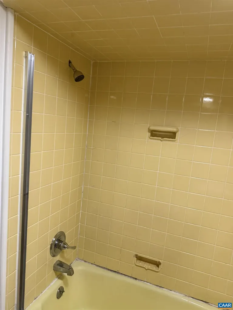 536 Valley Road Charlottesville VA 22903