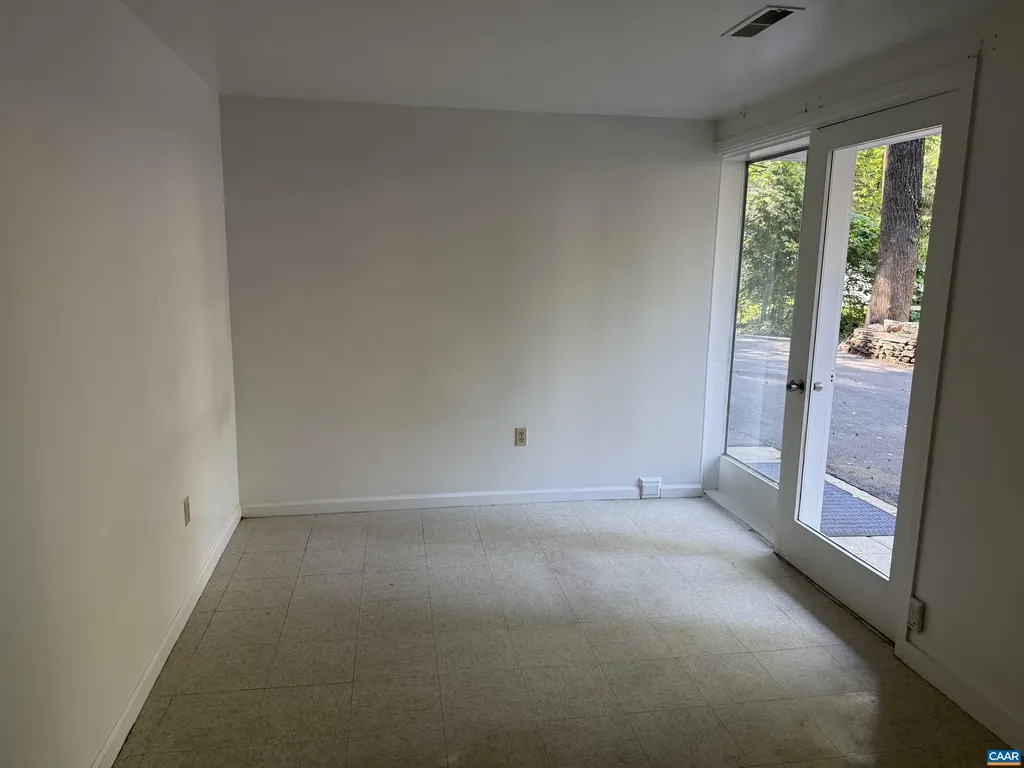 536 Valley Road Charlottesville VA 22903